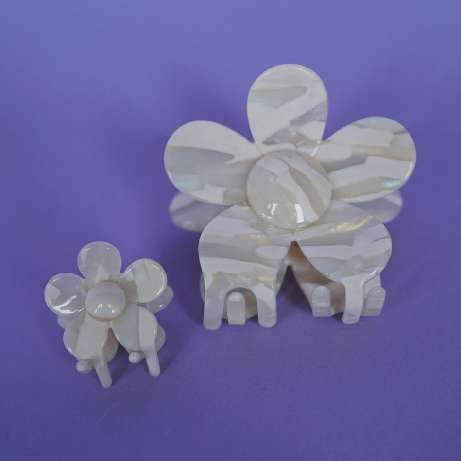 Hairclip Flower Latte-small