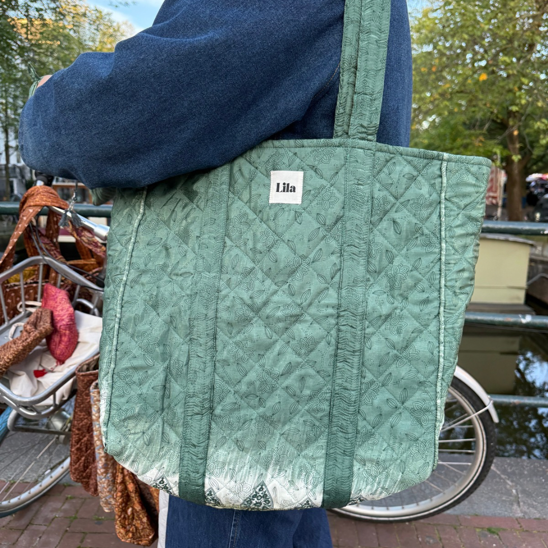Upcycled tote - no. 4 - inclusief toilettas