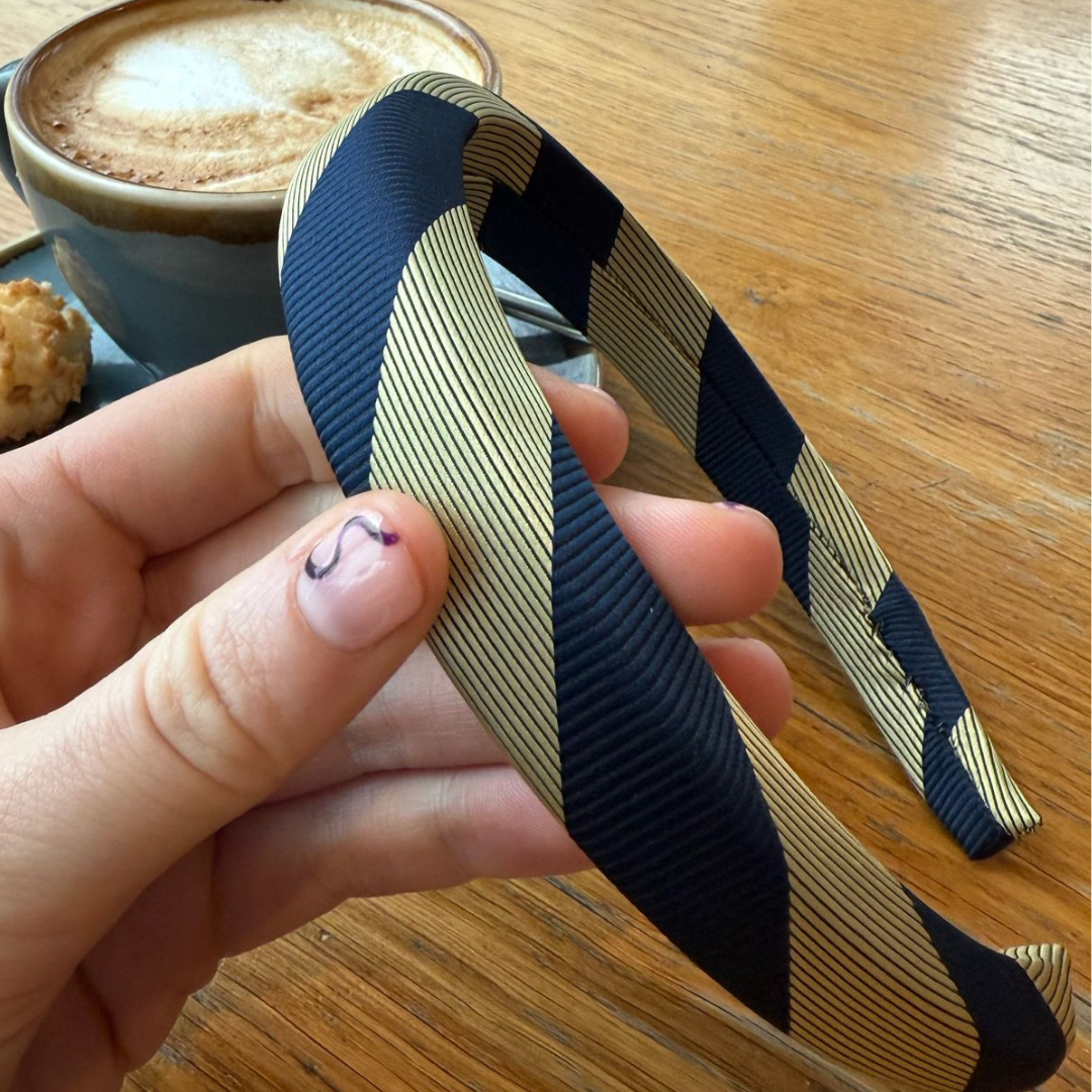 Stropdas haarband- Botergeel & navy